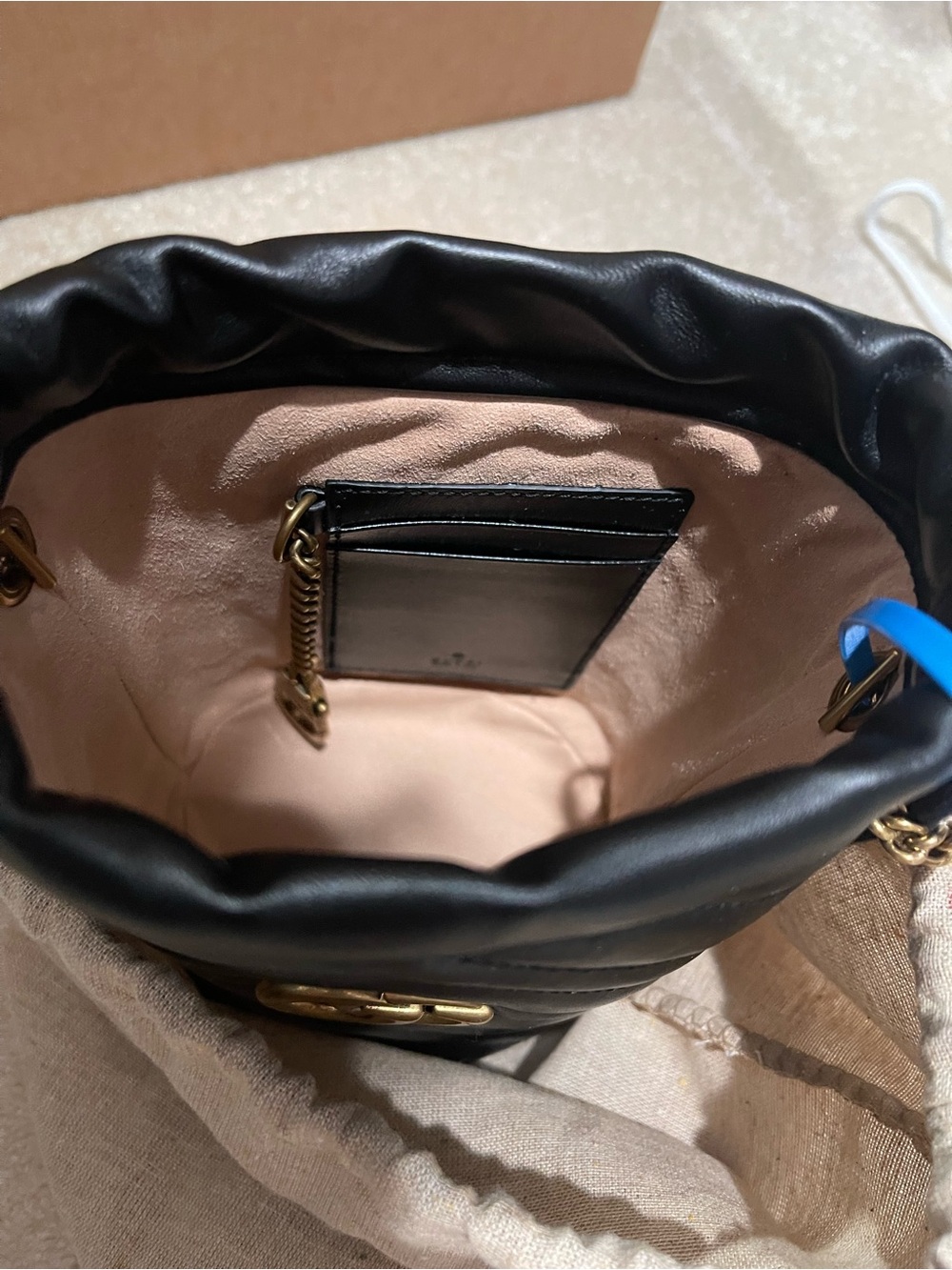 Gucci black Marmont Bucket Bag - Picture 6 of 8